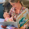 El programa de OHSU ofrece libros y alegría para los pacientes recién nacidos y sus familias 