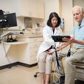 Según un estudio, un cuarto de los adultos mayores estadounidenses de bajos ingresos no tienen seguro médico