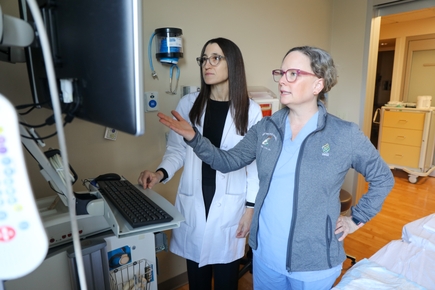 OHSU encabeza una iniciativa nacional que busca definir y evaluar el estándar de atención respetuosas de la maternidad