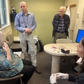 Pequeño robot logra una enorme diferencia para una paciente de implante coclear