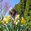 Valerie Clappison en el jardín