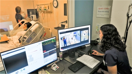 OHSU nursing students at Ashland simulation center