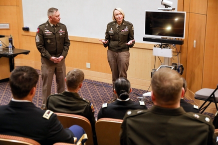 20240409 Army surgeon general visit 62