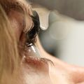 OHSU researchers discover link between proteins in tears, pain after eye surgery