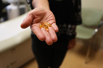 Un estudio examina el efecto del aceite de pescado en el cerebro de los adultos mayores 