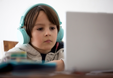 OHSU study shows white, pink noise improve focus for children with ADHD
