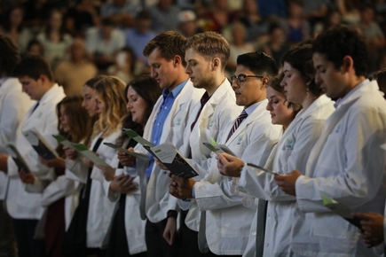 M.D. Class of 2028 welcomed into medicine by OHSU