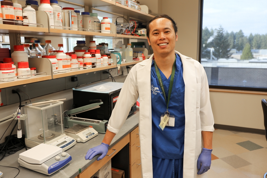 Investigadores de Oregon Health & Science University desarrollaron un nuevo modelo de laboratorio para estudiar cómo los cambios en la mucosa cervical durante el ciclo menstrual ayudan a regular la fertilidad. Este modelo podría ayudar en el desarrollo de métodos anticonceptivos nuevos no hormonales para mujeres. (OHSU/Christine Torres Hicks)