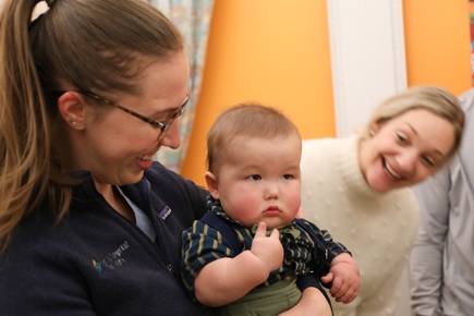 El equipo de cardiología pediátrica de OHSU Doernbecher ofrece atención que salva le la vida a un bebé con una rara enfermedad congénita 