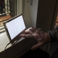 La investigación de OHSU examinará el efecto de la terapia de luz brillante en la salud cerebral