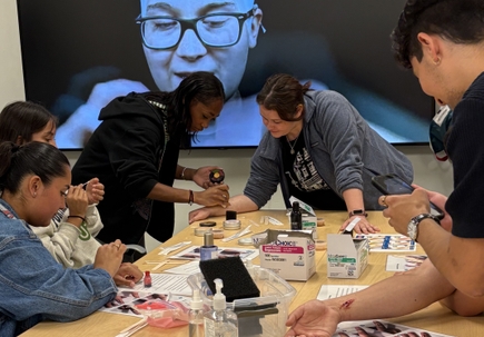 Un nuevo programa de OHSU rinde homenaje a la rica herencia de los nativos americanos y de Alaska 