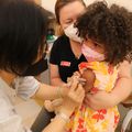 OHSU subraya el rol crucial que juegan las vacunas en los bebés, incluida la vacuna contra la hepatitis B