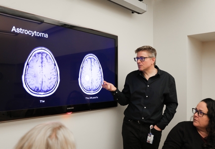 OHSU research drives FDA approval for novel use of anemia drug in brain cancer imaging-2