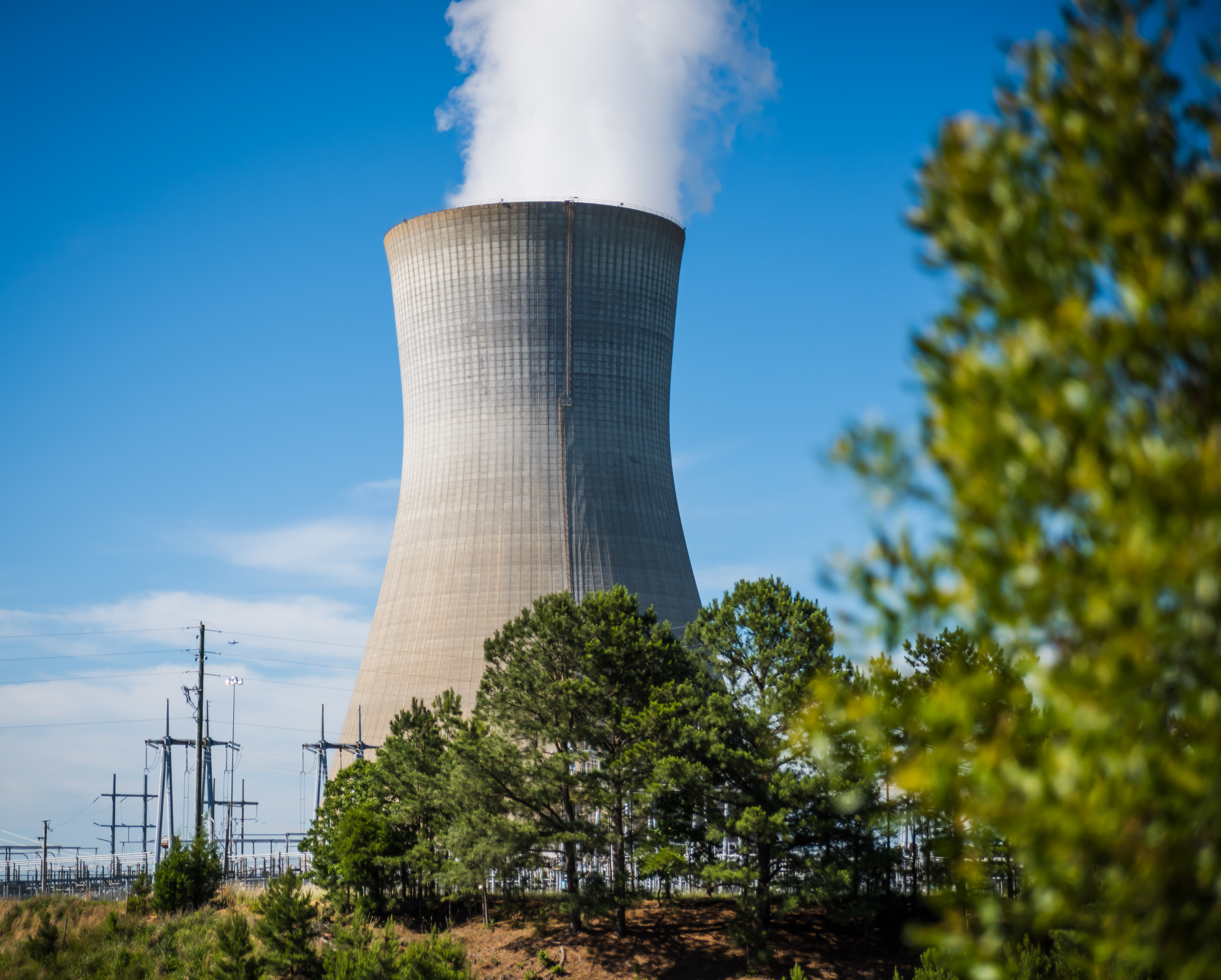 Cooling towers: what are they and how do they work? | Duke Energy | Nuclear Information Center