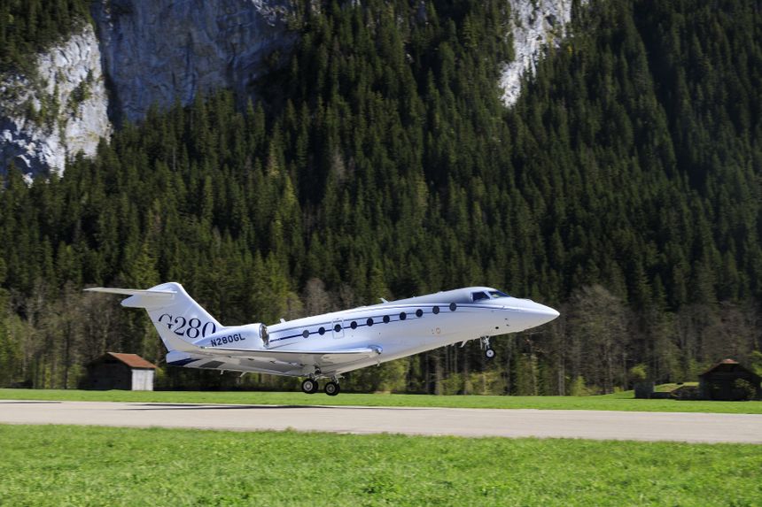 The Gulfstream G280 Demonstrates High-Performance Capabilities Near Saanen-Gstaad, Switzerland The Gulfstream G280 Demonstrates High-Performance Capabilities Near Saanen-Gstaad, Switzerland