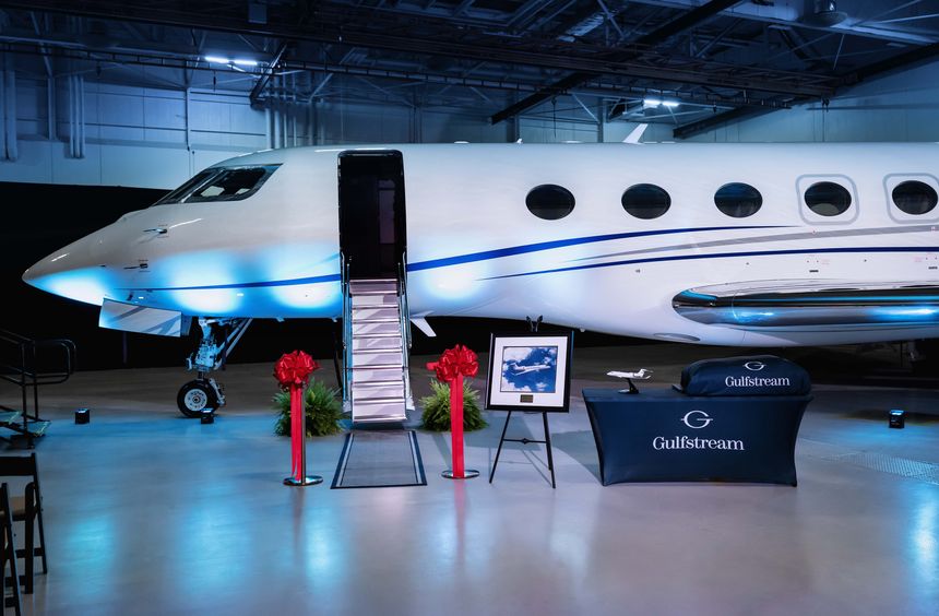 Gulfstream Delivers First G600 Gulfstream Delivers First G600
