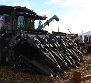 AGCO Introduces New 3200 Series Corn Head