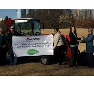 AGCO Donates New Tractor to Piedmont Park