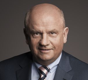 AGCO’s Martin Richenhagen Reappointed to President Obama’s Advisory Council on Doing Business in Africa