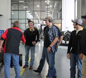 Challenger® X-Edition MT700EMT800E Drive Off