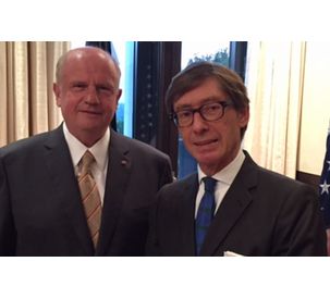 Federal Cross of Merit for Martin Richenhagen