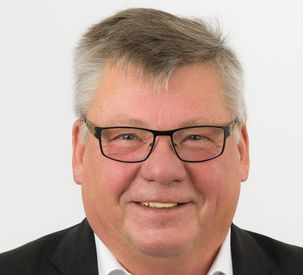 Fella – Erhard Klamer enters well-earned retirement