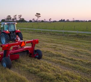AGCO NA Massey Ferguson RazorEdge 1300 Mower Conditioner_2_201809112236