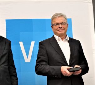 Dr. Heribert Reiter receives the EurAgEng Recognition Award