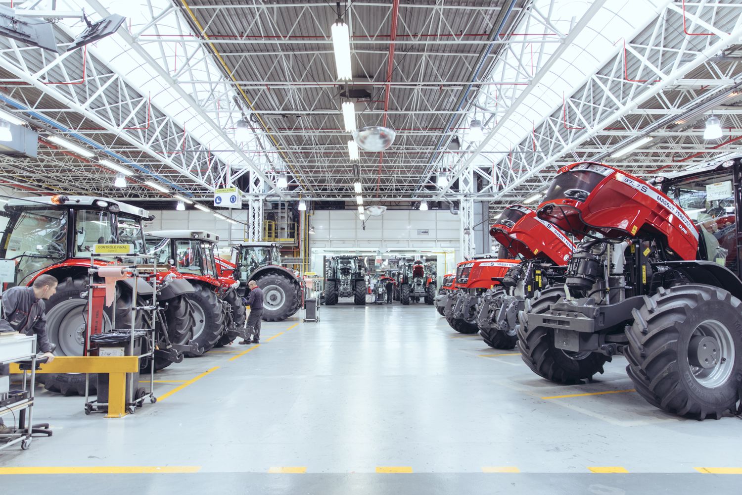 AGCO will further expand in Beauvais, France and create 200 new jobs AGCO