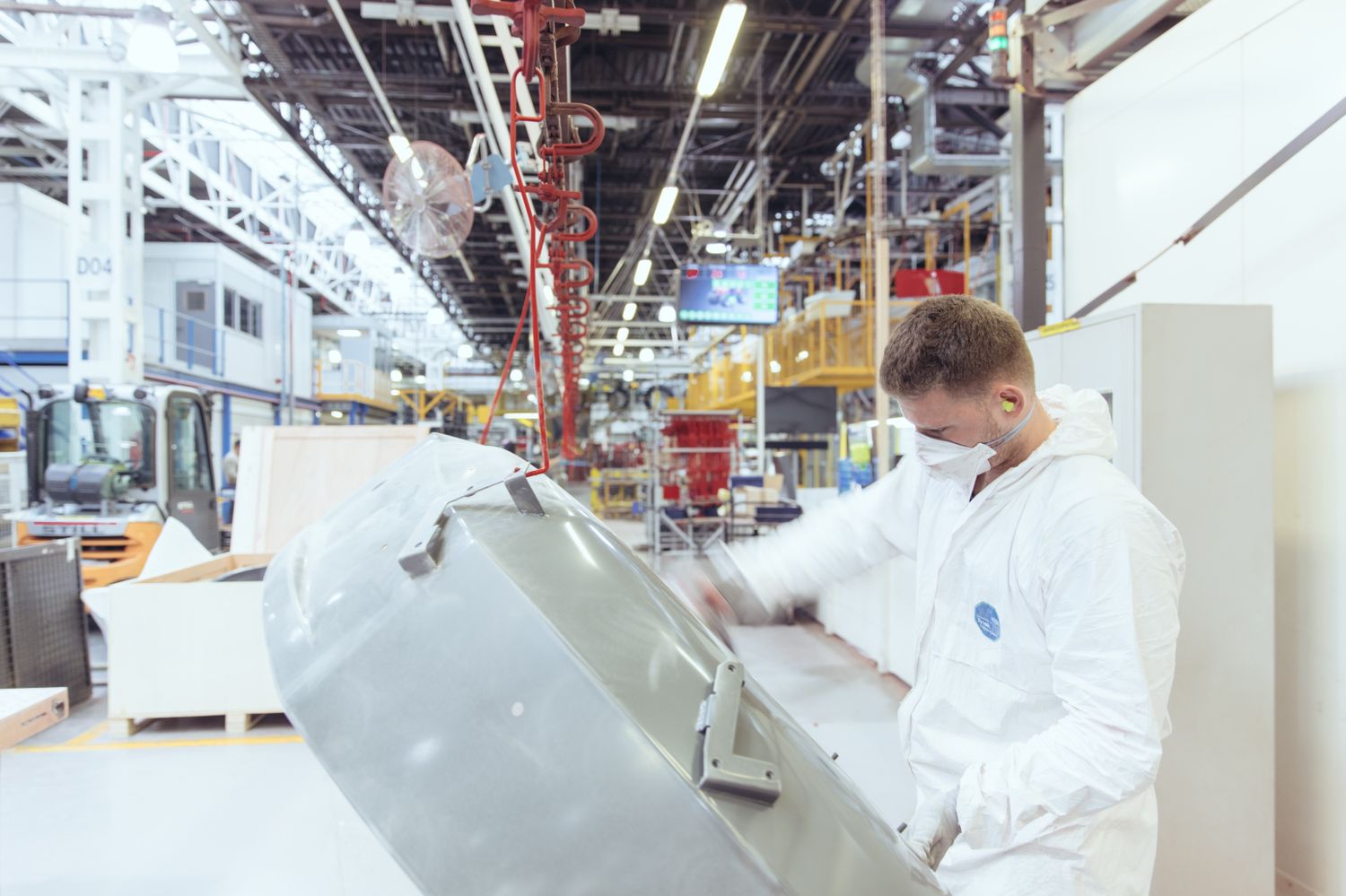 AGCO will further expand in Beauvais, France and create 200 new jobs AGCO