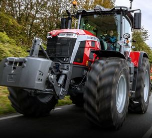 Massey Ferguson MF 8S.265 Dyna E-Power Exclusive wins Tractor of the Year 2021