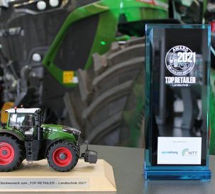 Fendt sales partner BayWa Bamberg receives "Top Retailer" Award