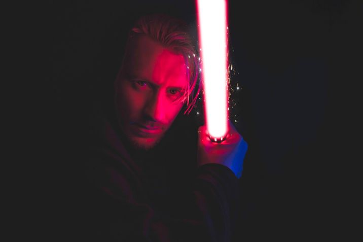 andrew-santellan-586116-unsplash