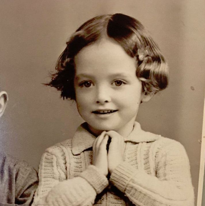 Ailsaaged5-Mother_sDay_78be2f7d-df33-429c-9a12-172fc524655f-prv