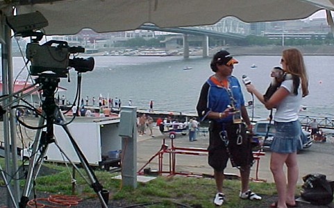 Dr. Healther Nolan and monkey thumbnail_chamboat6 002