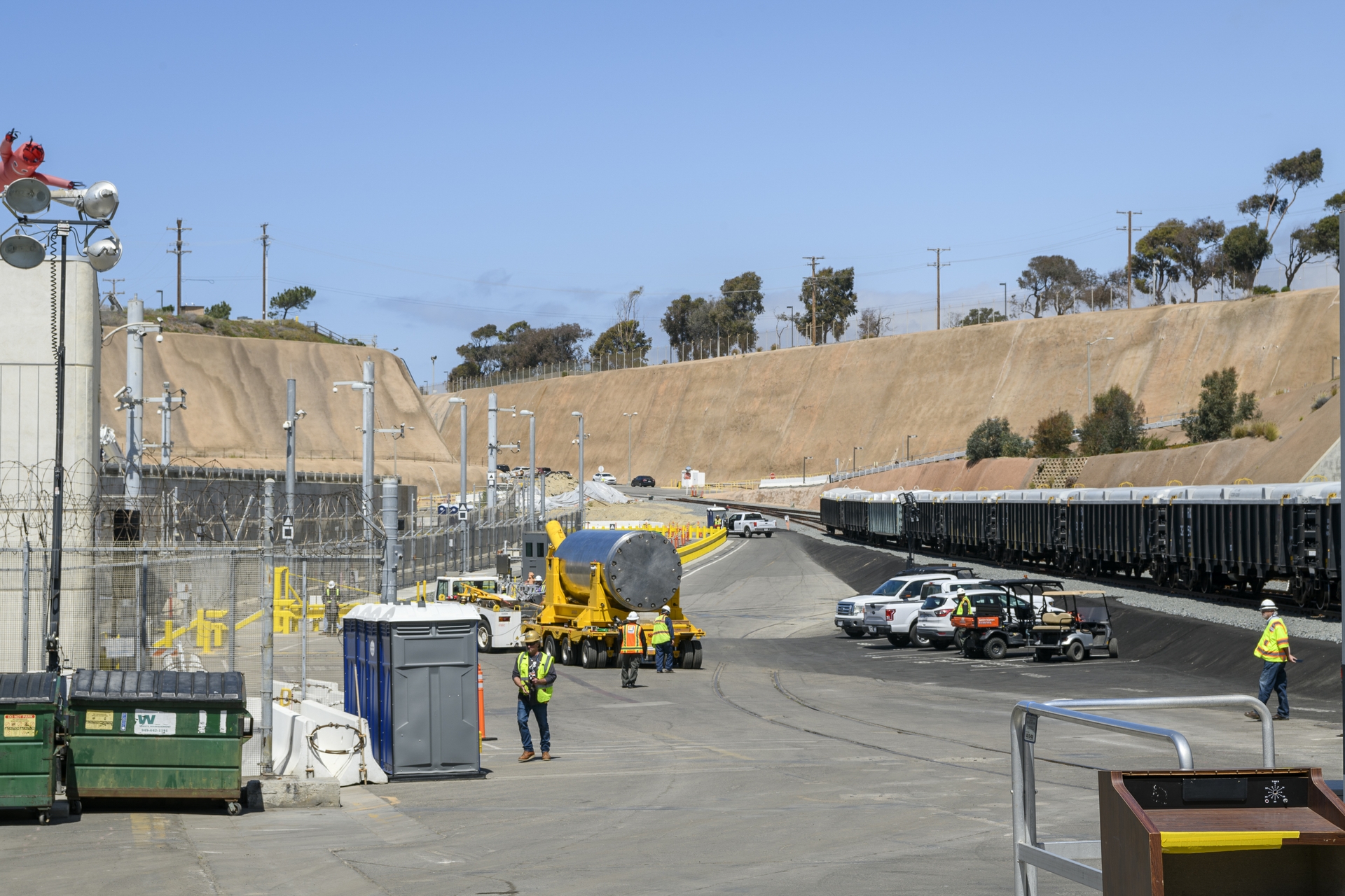 04-16-2022 GTCC FIrst Canister Transport and Loading _MP11587