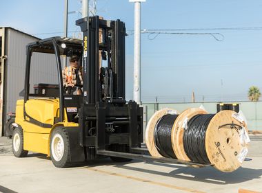 Electric Forklifts a New Addition to SCE’s Expanding EV Fleet