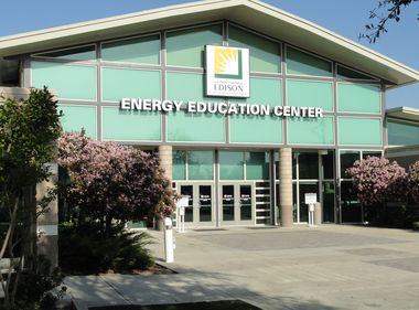 SCE’s Online Courses Help Businesses Go Green