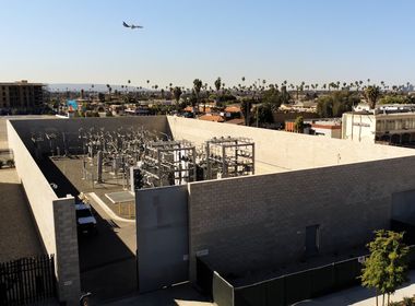SCE Substation Keeps Power Flowing to Stadium in Inglewood