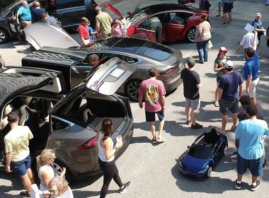 Helping Consumers Plug In to EVs