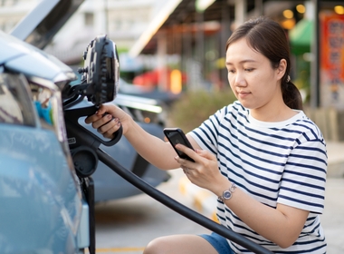 Coming Soon: Charge Your Car at a Power Pole