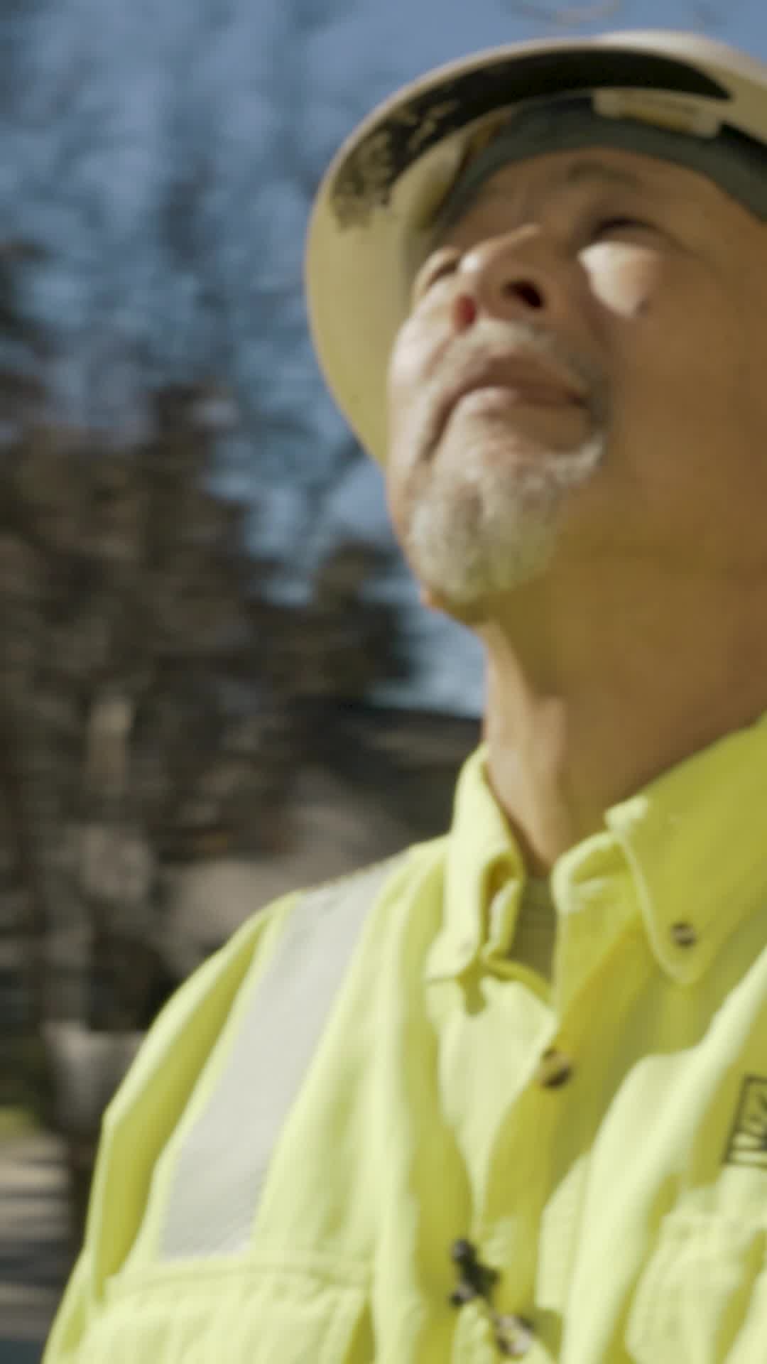 DV2023-092-LINEWORKER APPRECIATION_PORTRAIT_LOOP