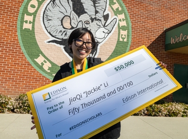 Winning Formula: $50,000 Scholarship for Chemistry Major