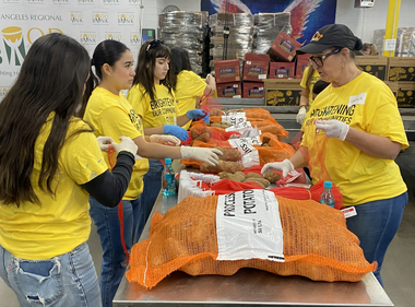 Edison, L.A. Food Bank Tackle Summer Hunger