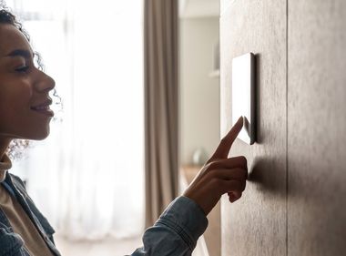 Smart Thermostats Gift Year-Round Savings