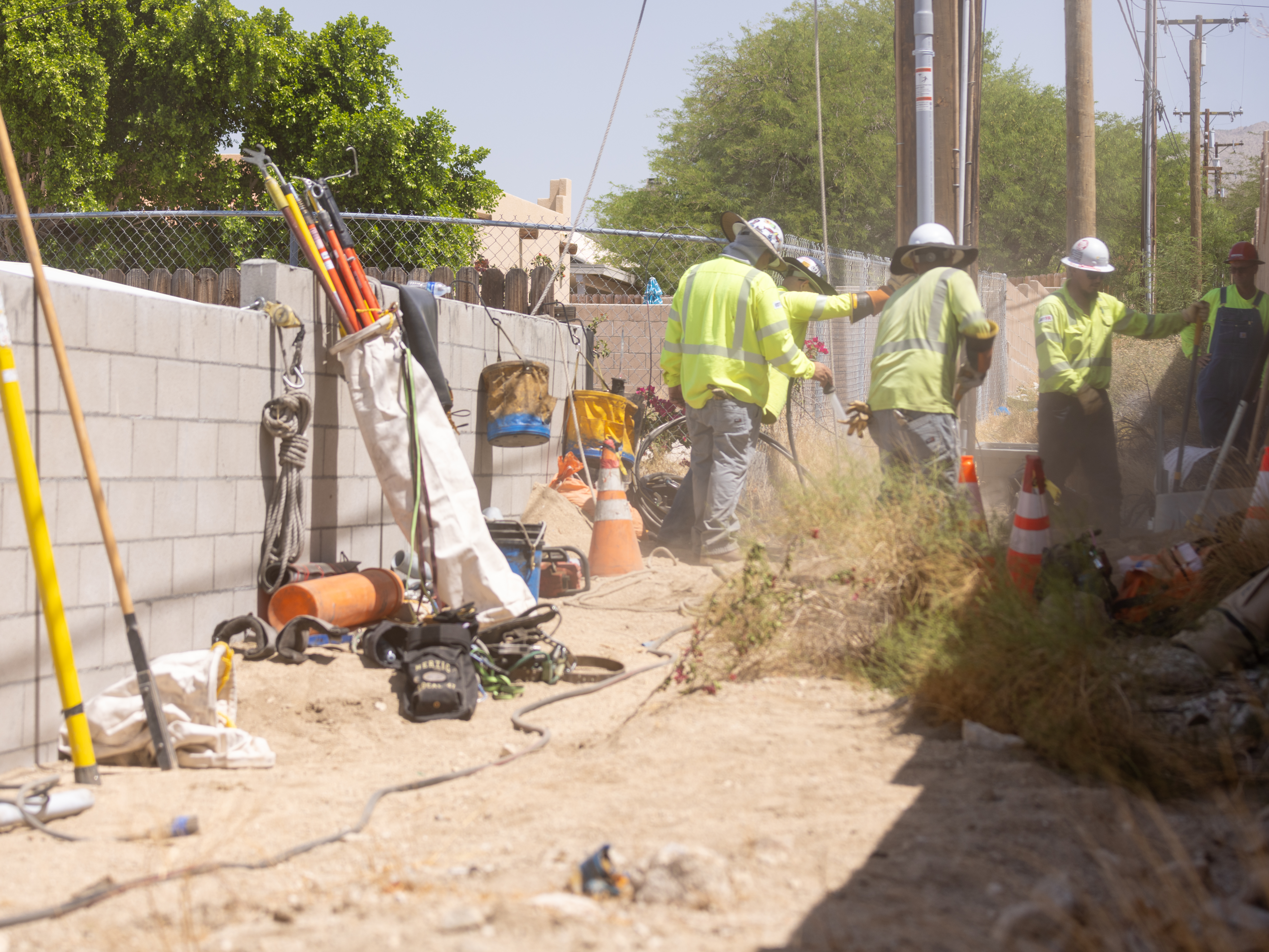SCE crews upgrade equipment in Palm Springs to help the electric grid be more resilient to high heat and changing weather conditions.