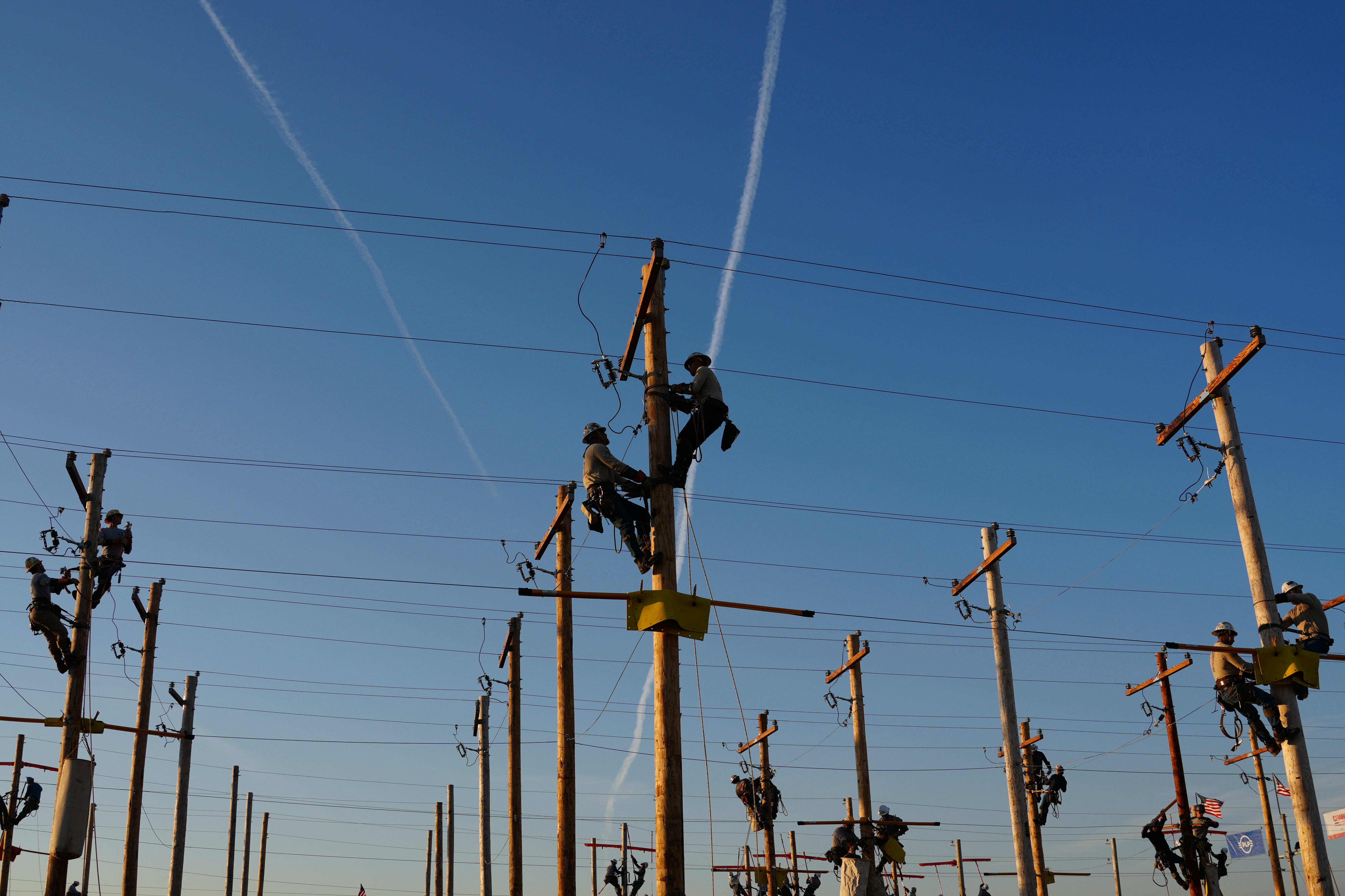 Journeyman compete in teams of three and are scored on how quickly and safely they can complete the event. 