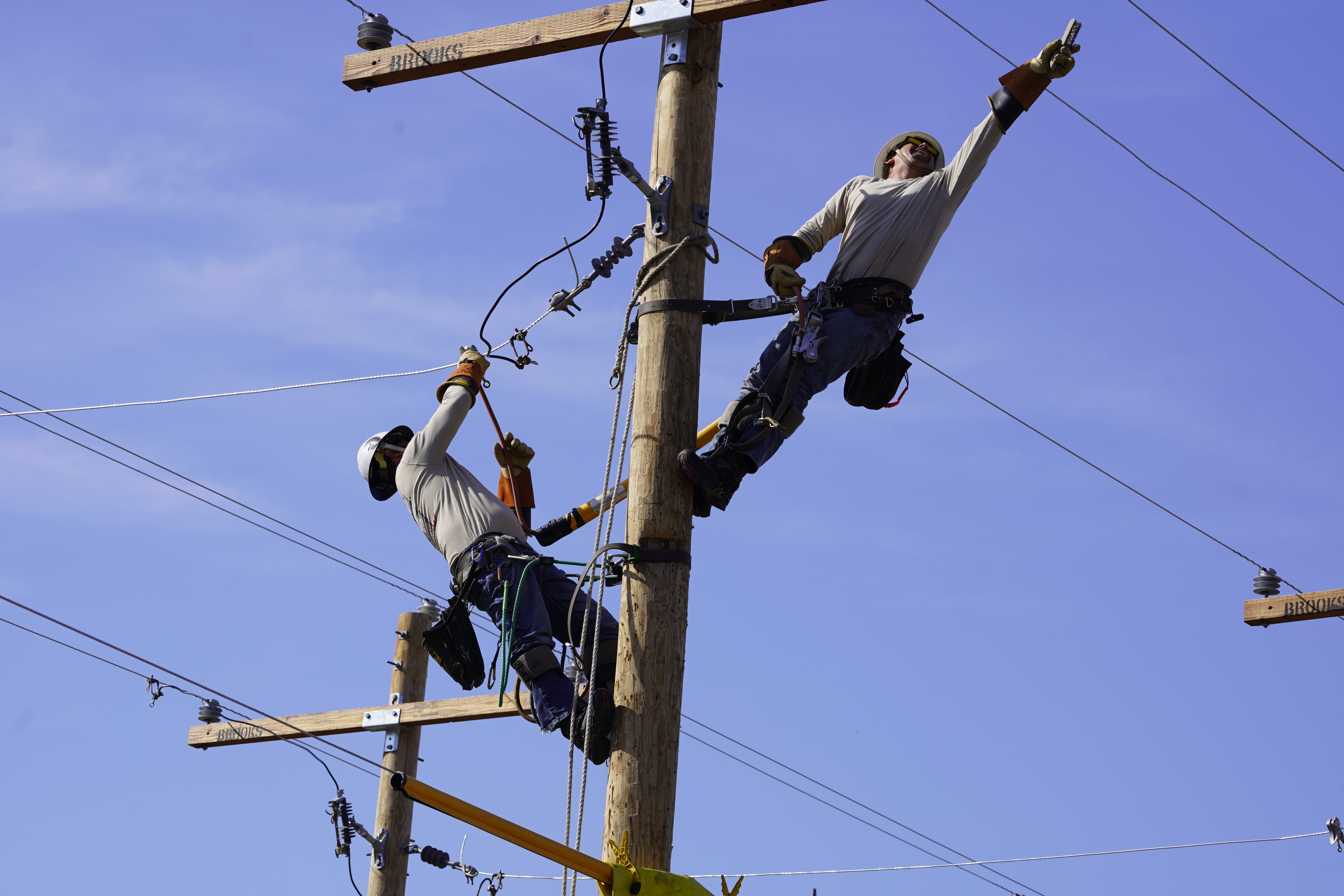 Teams compete in the Pole Climb, Hurt Man Rescue and two mystery events. 