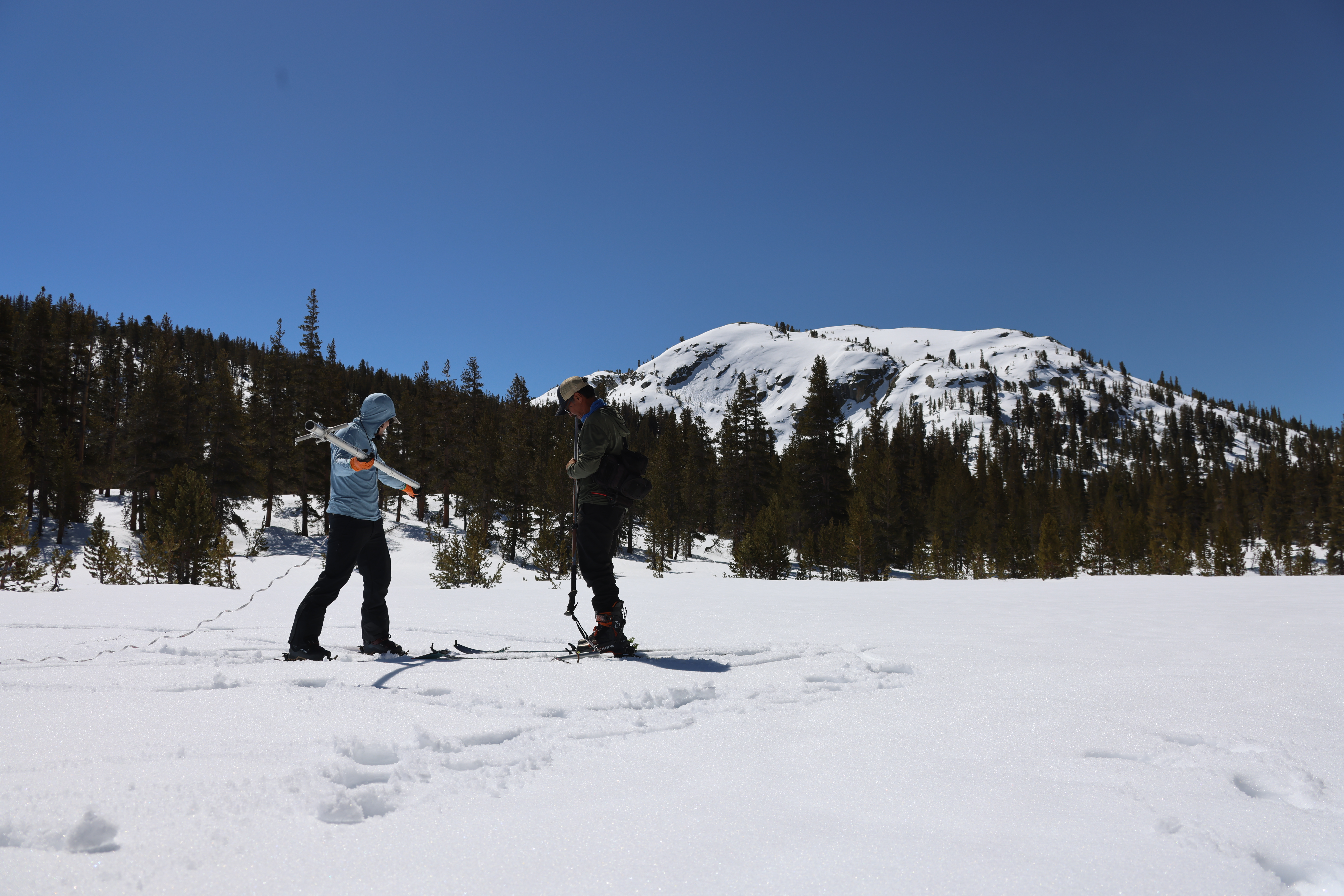 SCE's hydrographers complete the snowpack measurements at about 13 different locations in the Sierra Nevada mountains.