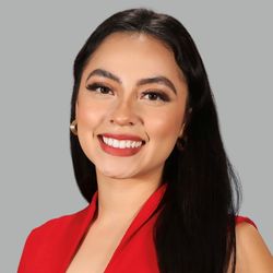 Kimberly Cruz